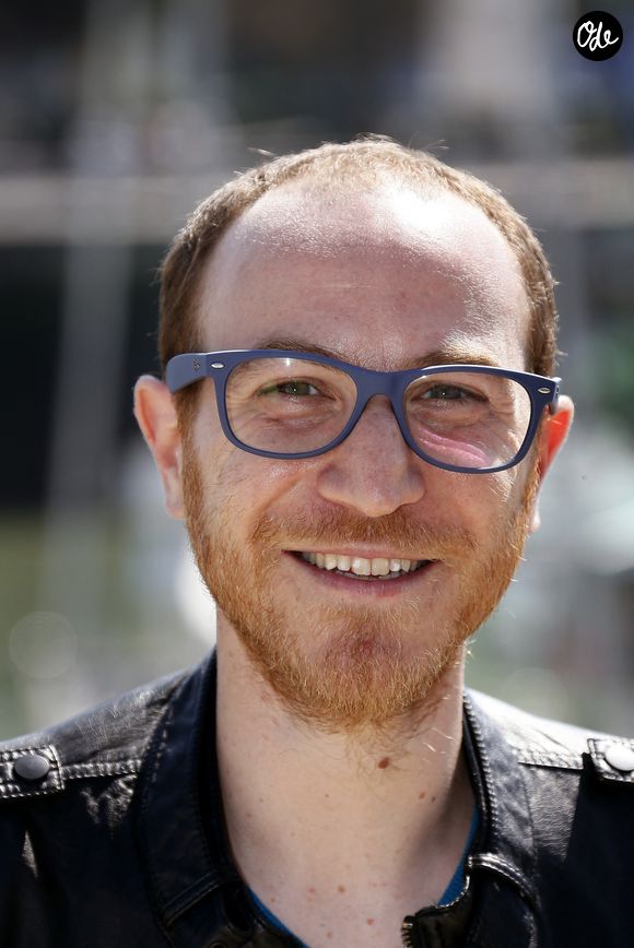 Une épreuve en duo, avec sa chère épouse, car c'était elle qui s'occupait de cuisiner les plats proposés à emporter et du contact avec les clients. 

Marius Colucci présent au 16e Festival de la fiction télévisée à La Rochelle, dans l'ouest de la France, le 11 septembre 2014. Photo de Patrick Bernard/Abaca