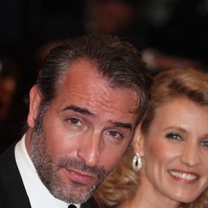 Jean Dujardin et Alexandra Lamy à leur arrivée à la cérémonie de clôture et à la projection du film « Thérèse Desqueyroux » lors du 65e Festival international du film de Cannes, au Palais des Festivals de Cannes, dans le sud de la France, le 27 mai 2012. Photo de Guignebourg-Genin/ABACAPRESS.COM??