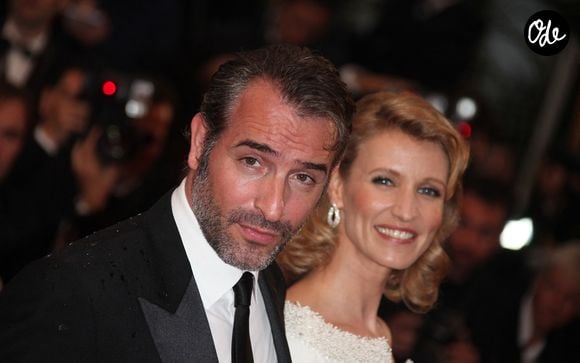 Jean Dujardin et Alexandra Lamy à leur arrivée à la cérémonie de clôture et à la projection du film « Thérèse Desqueyroux » lors du 65e Festival international du film de Cannes, au Palais des Festivals de Cannes, dans le sud de la France, le 27 mai 2012. Photo de Guignebourg-Genin/ABACAPRESS.COM??