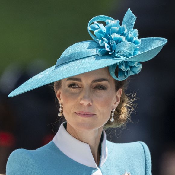 Lors du Trooping the Colour, Kate Middleton a été surprise en train de contempler William.

Kate Middleton lors de la cérémonie Trooping the Colour à Londres. 

Photo : Goff Inf / Bestimage
