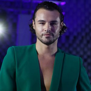 Anthony Colette - Défilé de mode féminine prêt à porter Printemps/Été 2024 Pierre Cardin à l'Espace Niemeyer lors de la fashion week à Paris le 25 septembre 2023.

© Christophe Clovis / Bestimage