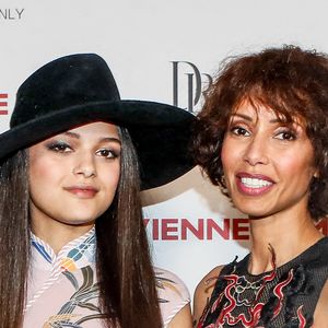 Exclusif - Sonia Rolland et sa fille Tess Rolland-Rocancourt - Photocall du défilé Vivienne Tam mode femme automne / hiver lors de la Fashion Week de Paris (PFW), au palais de Tokyo, à Paris, France © Christophe Clovis/Bestimage