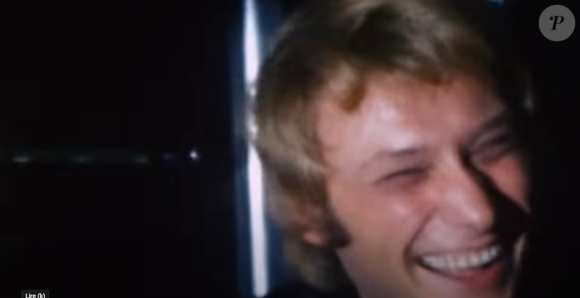 A la fin du clip, Johnny Hallyday apparaît

Une image de Johnny Hallyday dans le clip "Appelle-moi Johnny", nouvelle chanson de Pascal Obispo en hommage à Johnny Hallyday sortie le 15 juin 2025, date d'anniversaire du Taulier et jour de la fête des Pères