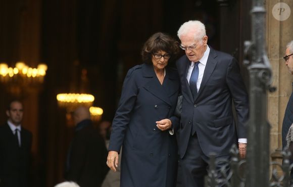 Lionel Jospin et sa femme Sylviane Agacinski - Obsèques de Anne Wiazemsky (ancienne femme de Jean-Luc Godard) en la basilique Sainte-Clotilde à Paris le 11 octobre 2017.  
AGENCE / BESTIMAGE