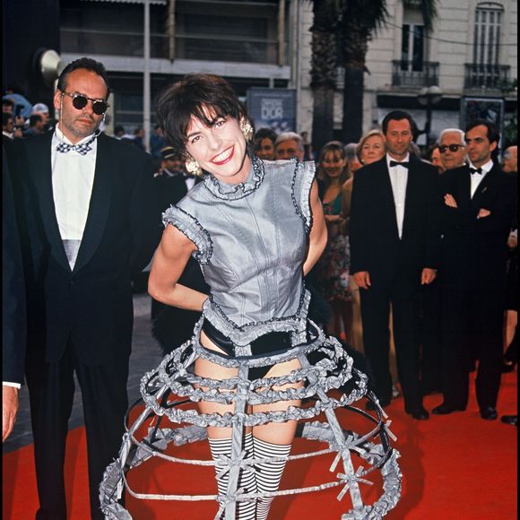 Lio sur les marches du festival de Cannes en 1993. © Angeli-Rindoff / Bestimage