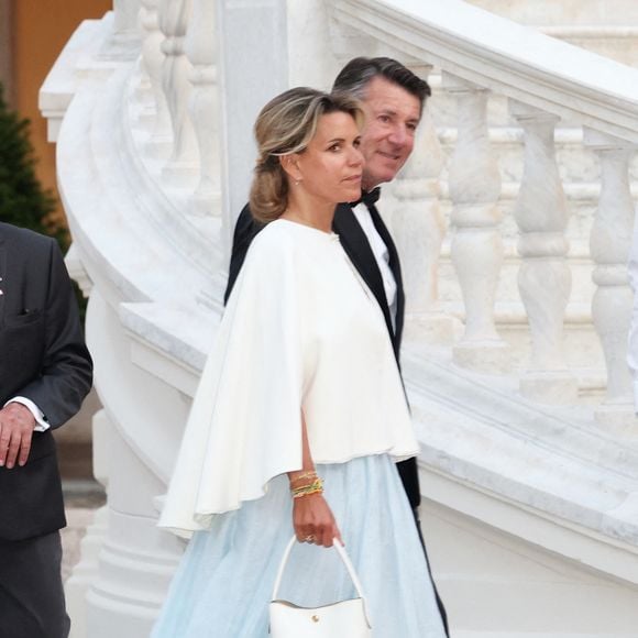 Christian Estrosi et sa femme Laura arrivant au dîner d'état en l'honneur de la visite du couple présidentiel français au palais princier à Monaco le 7 juin 2025.

© Dominique Jacovides / Bestimage