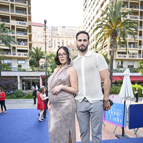 Exclusif - Agathe Auproux (enceinte) et son mari Maxence Picardet - Arrivées à la cérémonie d'ouverture du 64ème Festival de Télévision de Monte Carlo au Grimaldi Forum de Monaco le 13 juin 2025.
©Pierre Perusseau / Osuna / Bestimage