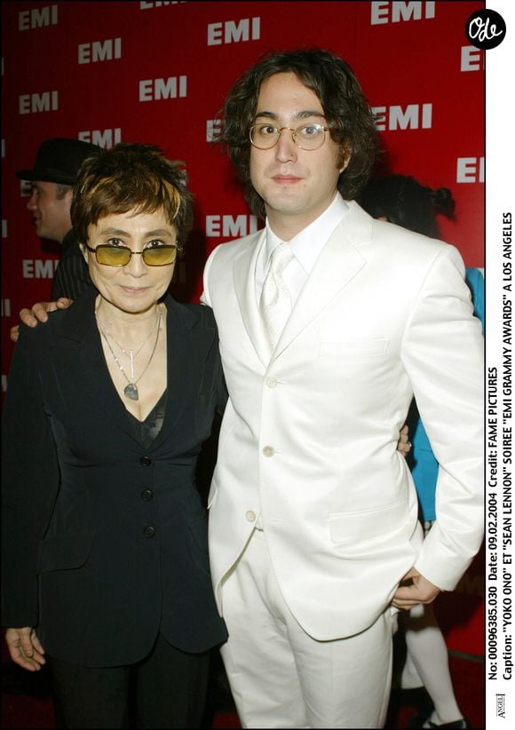 Yoko Ono et Sean Lennon à la soirée Emi Grammy Awards à Los Angeles en 2004  @Juan Rico
