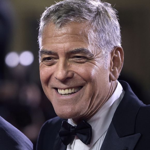 George Clooney assiste à la première de "Jay Kelly" au Festival international du film de Venise au Lido de Venise, le 28 août 2025. 

Photo : Rocco Spaziani / UPI / ABACAPRESS.COM