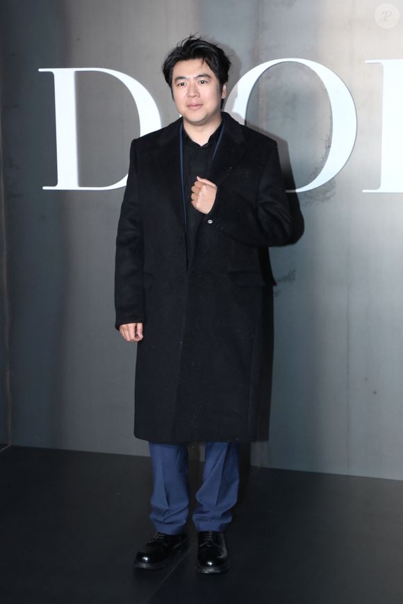 Lang Lang (Pianiste)  au photocall du défilé Dior Homme à l'École-Militaire lors de la semaine de la mode masculine automne/hiver 2025-2026 à Paris, France, le 24 janvier 2025. © Bertrand Rindoff/Bestimage