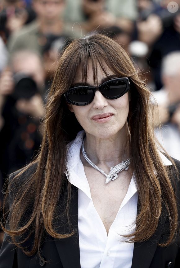 Ce à quoi Monica Bellucci a répondu avec tendresse : "Qu'est-ce que je peux dire sur ma fille ? Elle a de qui tenir ! Je pense que ça va lui faire plaisir." 

Monica Bellucci - Photocall du film "Histoires De La Nuit" lors du 79ème Festival International du Film de Cannes, le 23 mai 2026.
© Jacovides/Moreau/Bestimage
