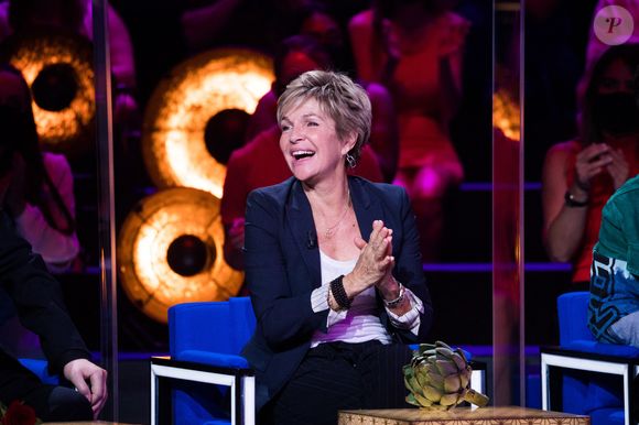 Exclusif - Véronique Jannot à l'enregistrement de l'émission "La boîte à Secrets" à Paris, 21 septembre 2020.

Photo : Tiziano Da Silva / Bestimage