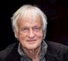 "Depuis ma chute, j'ai de vrais problèmes de mémoire", a-t-il confié à "Télé Poche", a repéré "Voici". 

Exclusif - Le chanteur Dave lors de l'enregistrement de l'émission "CS Cohen" à Radio J à Paris. Le 20 avril 2022. © Jack Tribeca / Bestimage