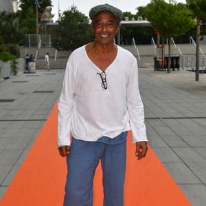 Yannick Noah - 2ème édition du gala "Coeur Central" au profit de Terre d'Impact fonds de dotation de la FFT et de l'association "Fête le Mur "sur le Court Central Philippe Chatrier à Roland-Garros, Paris le 28 juin 2023. © Veeren/Bestimage