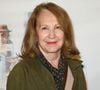 Cette maladie, qui toucherait plus de 200 000 personnes en France selon la Fondation Recherche Alzheimer, provoque des troubles cognitifs et moteurs progressifs. 

Nathalie Baye - Photocall à la première du film "Tourner pour vivre" sur la vie cinématographique du réalisateur C.Lelouch à Paris le 25 avril 2022.

© Coadic Guirec / Bestimage