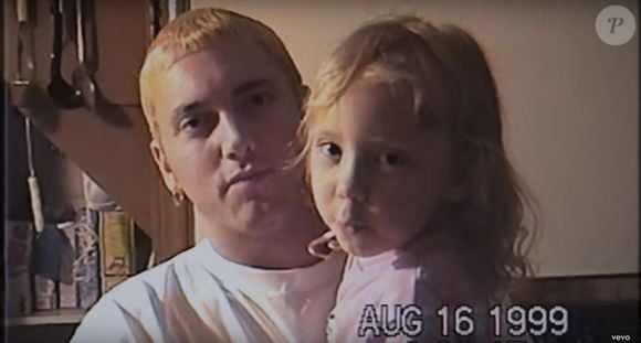 L'artiste a 53 ans

La fille d'Eminem, Hailie Jade a accouché d'un petit garçon, prénommé Elliot. Image du père et de sa fille le 16 août 1999 ©Backgrid UK/ Bestimage