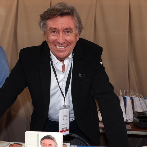 Jacques Legros lors de la 40ème Foire du Livre de Brive 2022 à la Halle George Brassens à Brive-la-Gaillarde, le 6 novembre 2022.  

Photo : Jean-Marc Lhomer / Bestimage