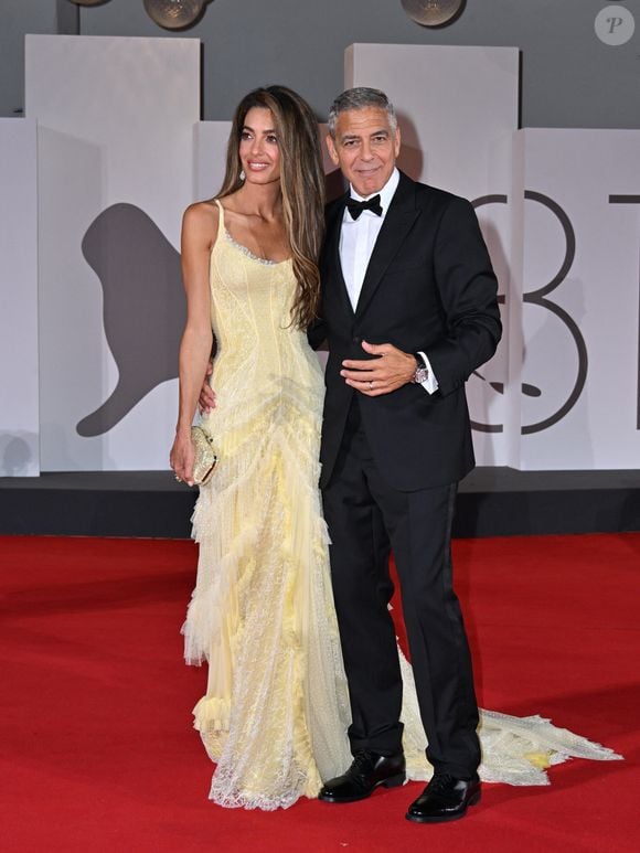 George Clooney et sa femme Amal Alamuddin Clooney à la projection de "Wolfs" lors du 81ème festival international du film de Venise, la Mostra le 1er septembre 2024.