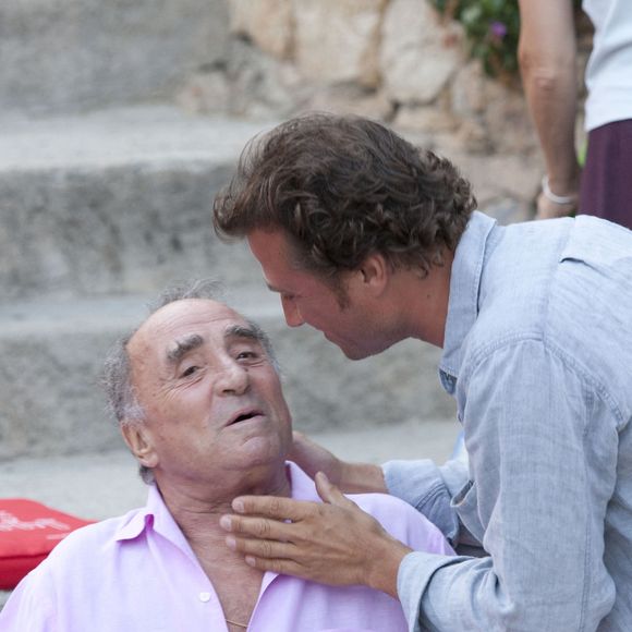 Archives - Exclusif - Claude Brasseur et Alexandre Brasseur au Festival de Ramatuelle pour sa pièce "Mon Père avait raison" de S.Guitry. Le 1er août 2009
© Cyril Bruneau / Festival de Ramatuelle / Bestimage