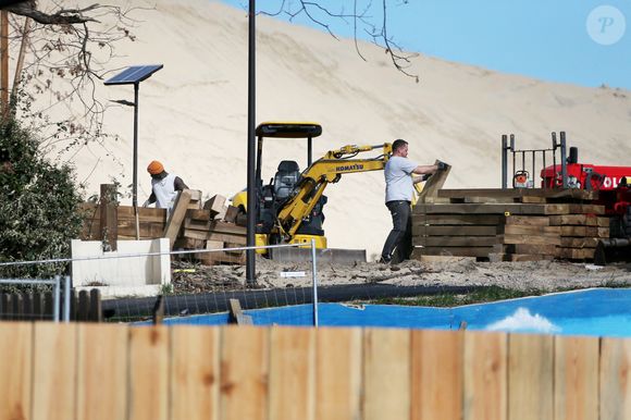 La victime a échappé à la vigilance de ses parents le samedi 9 août 2025

Le célèbre Camping des Flots Bleus, lieu de tournage des différents films de la série "Camping", réouvre en partie aujourd'hui lundi 3 Avril 2023 au Pyla, au pied de la dune, sur le bassin d'Arcachon. © Patrick Bernard/Bestimage