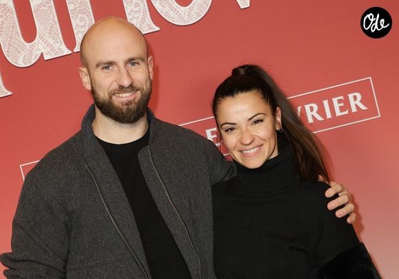Ils insistent sur leur volonté de ne rien lui imposer concernant la notoriété.

François Alu et sa compagne Denitsa Ikonomova - Avant-première du film "Hurlevent" au Grand Rex à Paris le 2 février 2026. © Coadic Guirec/Bestimage