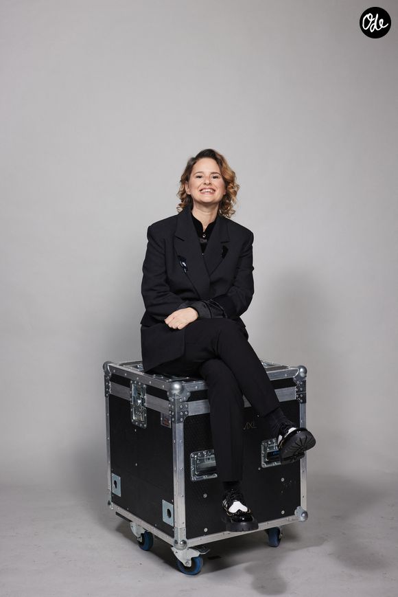 Elodie Poux - Studio avec les invités de l'enregistrement de l'émission "La chanson secrète N°14", présentée par N.Aliagas et diffusée le 26 décembre sur TF1, à Paris, France, le 9 décembre 2025. © Jacovides-Moreau/Bestimage