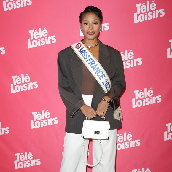 La cérémonie est prévue le 6 décembre 2025 au Zénith d'Amiens

Angélique Angarni-Filopon (Miss France 2025) - Photocall de la soirée "Télé Loisirs Awards 2025" au Jardin d'Acclimatation à Paris le 23 septembre 2025. © Coadic Guirec/Bestimage