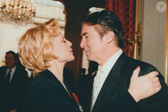 Sylvie Vartan (Légion d'honneur), Tony Scotti
JLPPA / Bestimage