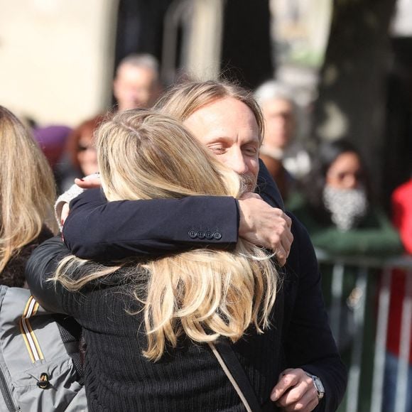 Jeremie Renier arrive aux funérailles de l'actrice belge Emilie Dequenne au crématorium du cimetière du Père Lachaise à Paris, France, le 26 mars 2025. Photo by Jerome Domine/ABACAPRESS.COM