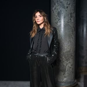 Clotilde Courau à Paris au défilé Elie Saab Haute Couture automne/hiver 2025/2026. Crédit Bestimage