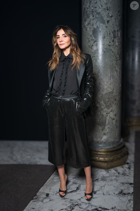 Clotilde Courau à Paris au défilé Elie Saab Haute Couture automne/hiver 2025/2026. Crédit Bestimage