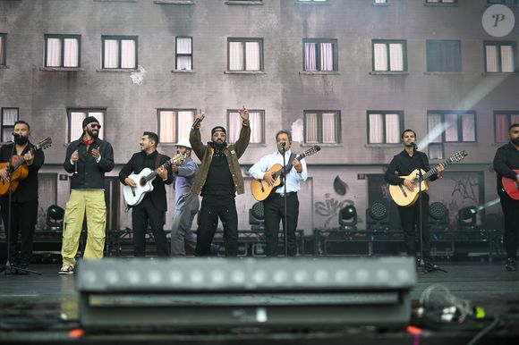 Chico des Gipsy Kings - La Haine - Jusqu'ici rien n'a changé, l'adaptation du film La Haine. Mis en scène par Mathieu Kassovitz - Fête de l'Humanité 2025 sur la base 217 au Plessis-Pâté le 14 septembre 2025.

© Lionel Urman / Bestimage