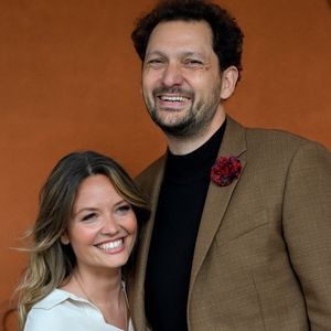 Une initative de s'engager pour la bonne cause prise par l'ancienne reine de beauté, mais soutenue par son mari. 

Gennifer Demey et Eric Antoine posent au Village pendant les Internationaux de France à Roland Garros le 07 juin 2025 à Paris, France. Photo ABACAPRESS.COM