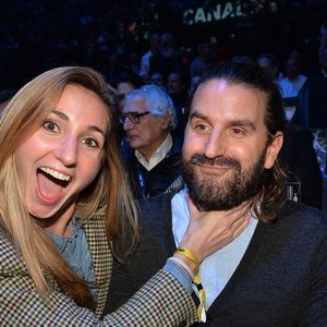 Info - Marie Portolano est maman pour la troisième fois - Marie Portolano et son mari Grégoire Ludig lors du gala de boxe Univent à l'AccorHotels Arena de Paris pour le championnat du monde WBA le 15 novembre 2019.
© Veeren / Bestimage
