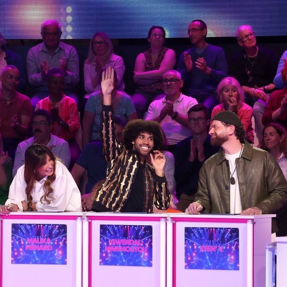 Exclusif - Maxime Dereymez, Nawarra, Bernard Minet, Malika Ménard, Gwendal Marimoutou, KeenV, lors de l'enregistrement de l'émission "On Connait La Chanson Années 90", présentée par L.Boccolini et diffusée le 19 mai 2026 sur W9, à Paris, France, le 8 avril 2026. © Jack Tribeca/Bestimage