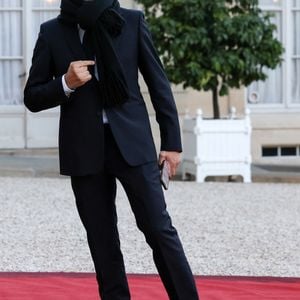 Pour l'occasion, il a accordé une interview à "Konbini" dans laquelle il a raconté une drôle d'anecdote. 

L'humoriste et acteur, Gad Elmaleh arrive au palais de l'Élysée pour un dîner offert aux chefs d’état et de gouvernement par le président de la république dans le cadre du XIXe Sommet de la Francophonie à Paris, le 4 octobre 2024. © Stéphane Lemouton / Bestimage