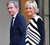 Son épouse, Hélène Mercier-Arnault, sort du silence pour démentir les rumeurs de tensions liées à la succession.

Bernard Arnault, Pdg de LVMH et sa femme Hélène Mercier - Arrivées des personnalités au dîner d'État en l'honneur du président brésilien et de sa femme au palais présidentiel de l'Élysée à Paris le 5 juin 2025.

© Christian Liewig / Bestimage