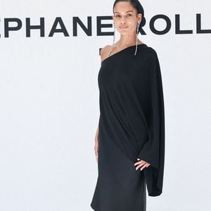 Narah Baptista. au photocall du défilé Stéphane Rolland Collection Haute Couture Automne/Hiver 2025-2026 lors de la Fashion Week de Paris (PFW) au théâtre des Champs-Élysées, à Paris, France, le 8 juillet 2025. © Sebastien Fremont/Bestimage