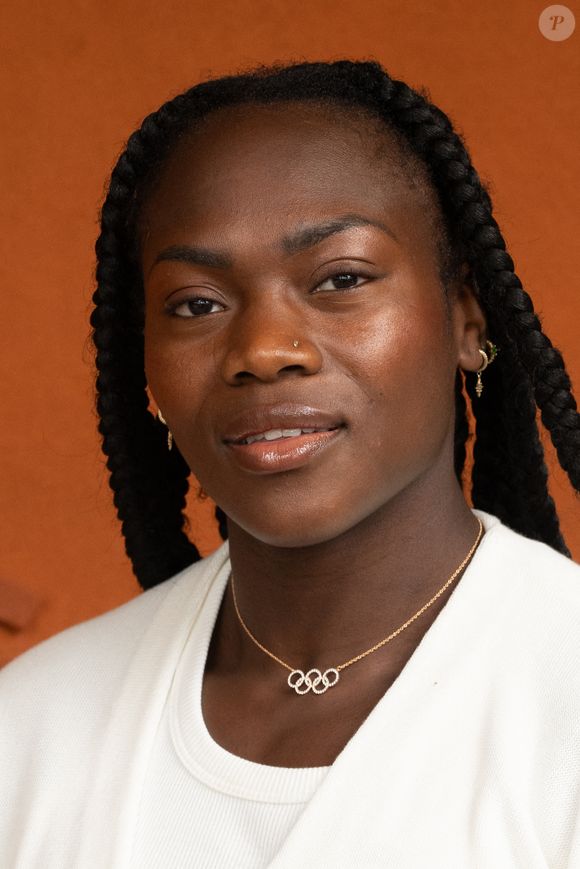 Clarisse Agbégnénou prend la pose à Roland Garros pour les Internationaux de France le 7 juin 2025, à Paris, France. Photo Laurent Zabulon/Abaca