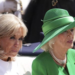 Le roi Charles III d'Angleterre et la reine consort Camilla accueillent le président Emmanuel Macron et sa femme Brigitte Macron au château de Windsor le 8 juillet 2025. © Alberto Pezzali / Pool / Julien Burton via Bestimage