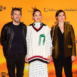Marion Cotillard, Guillaume Canet et Clémentine Baert lors de l'avant-première du film "Nous finirons ensemble" au cinéma UGC Brouckère à Bruxelles, Belgique, le 23 avril 2019. © Alain Rolland/ImageBuzz/Bestimage