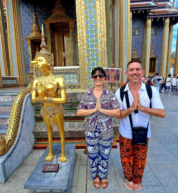 Diana et Gérôme Blois, révélés dans "Familles nombreuses, la vie en XXL" et parents de neuf enfants.