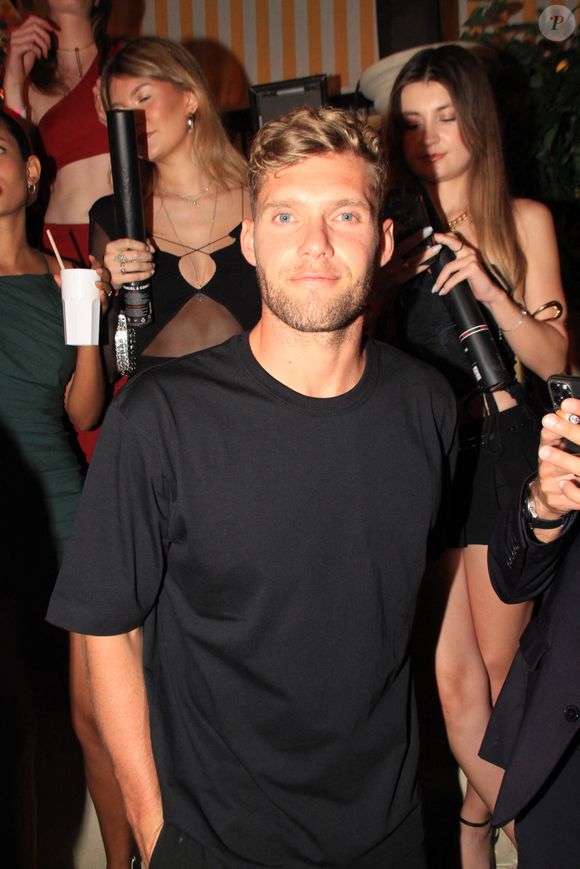 Kevin Mayer - Soirée au club L'Arc avec les champions olympiques lors des Jeux Olympiques Paris 2024. Le 10 août 2024
© Baldini / Bestimage