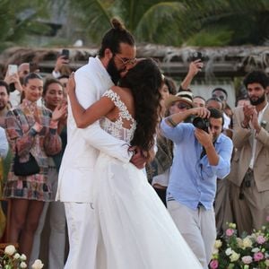 Exclusif - Jenaye Noah, Joakim Noah, Lais Ribeiro - Joakim Noah et Lais Ribeiro se sont mariés devant leurs amis et leur famille sur la plage de Trancoso au Brésil le 13 juillet 2022. Backgrid USA / Bestimage