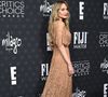 Angelina Jolie a quant à elle brillé sur le tapis rouge des Critics Choice Awards dans une magnifique robe Elie Saab. 

Angelina Jolie à la 30e cérémonie annuelle des Critics Choice Awards au Barker Hanger le 7 février 2025 à Santa Monica en Californie. Photo par Lisa OConnor/AFF/ABACAPRESS.COM