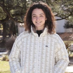 L'actrice révélée dans "Plus belle la vie" dans le rôle d'Emma Rimez avait quitté cette autre série culte du paysage français en 2022, après l'arrêt définitif de sa diffusion sur France 3. 

Pauline Bression lors de la 25ème édition du Festival TV de Luchon, le 3 février 2023. 

© Patrick Bernard/Bestimage | 00604914