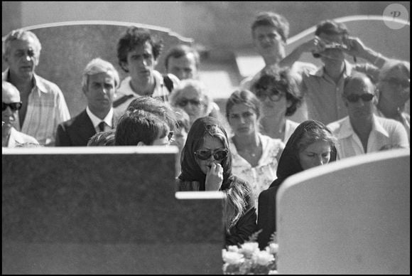 Enterrement de la mère de Brigitte Bardot, Anne-Marie Mucel (1912-1978). 

DANIEL ANGELI / BESTIMAGE