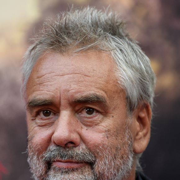 Le réalisateur Luc Besson debout sur le tapis rouge lors de l'ouverture de la zone thématique française à Europa Park. Rust, Bade-Wurtemberg, Allemagne, 12 septembre 2018. Photo by Patrick Seeger/DPA/ABACAPRESS.COM