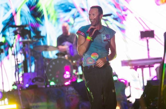 Vidéo : Le grand patron pris sur le fait au concert de Coldplay a pris une  décision qui va changer sa vie - Purepeople