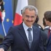 Le George V : le palace parisien du prince saoudien Al-Walid ben Talal, qu’il conserve à tout prix